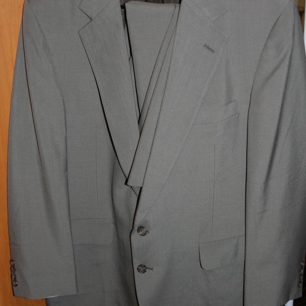 Vintage Christian Brooks Suit With pants - Picture 3 of 3